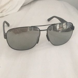 100% Authentic Gucci Polarized Aviator Sunglasses